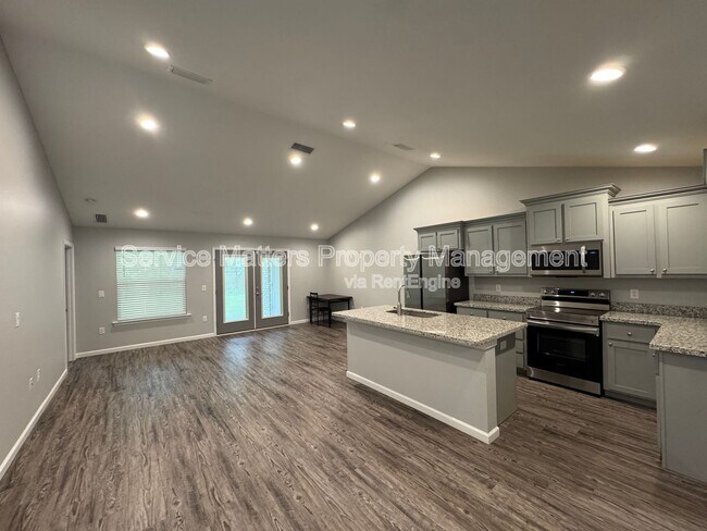 Building Photo - 6850 Stirrup Ln