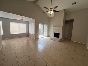 Building Photo - 19447 Cypress Cliff Dr