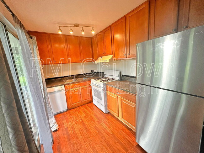 Building Photo - 8 Gant Cir