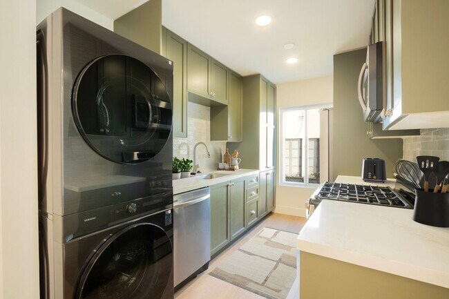 Foto del interior - 921 N Gardner St