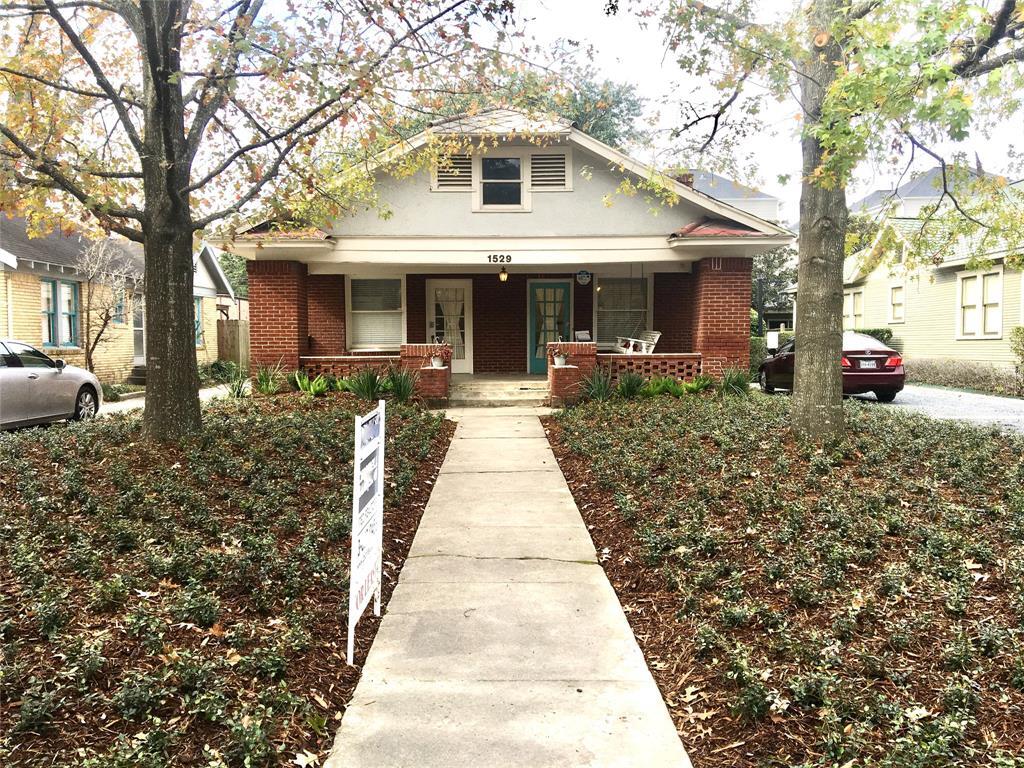 Primary Photo - 1529 Heights Blvd