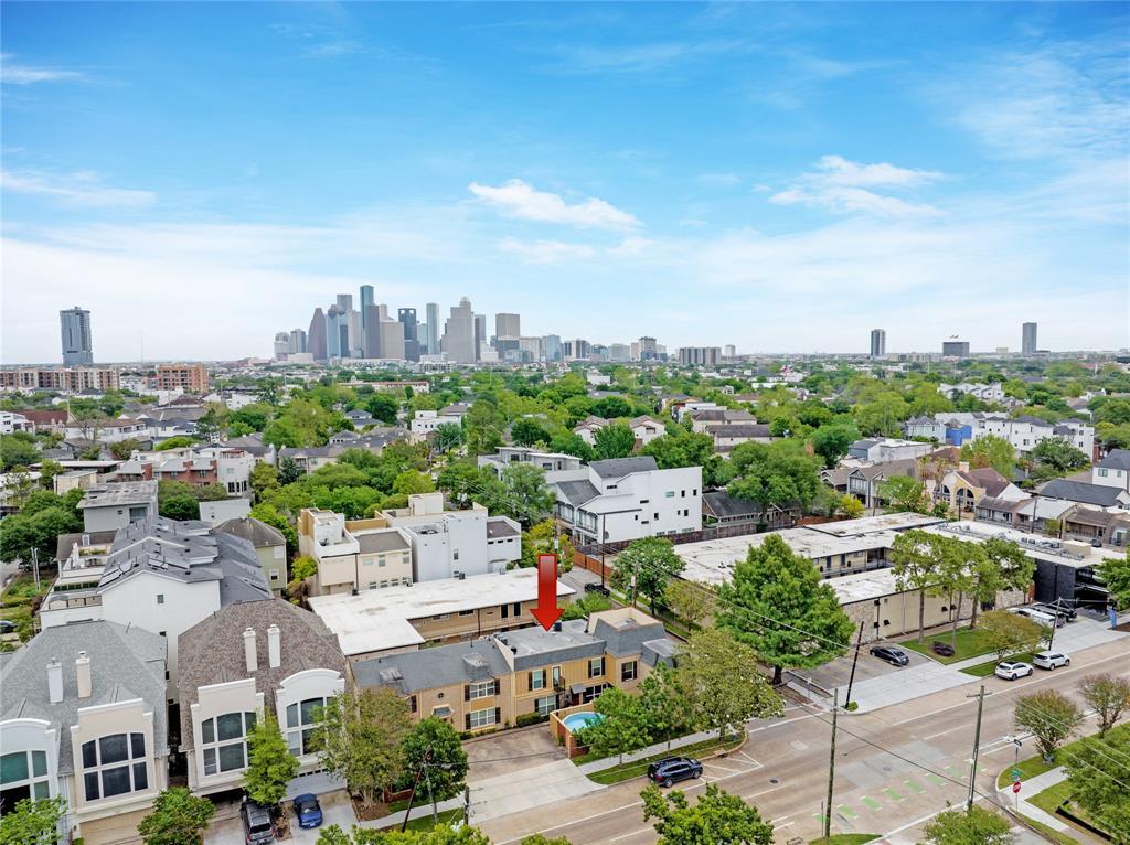 Foto principal - 1815 Commonwealth St