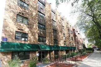 Building Photo - 663 W Wrightwood
