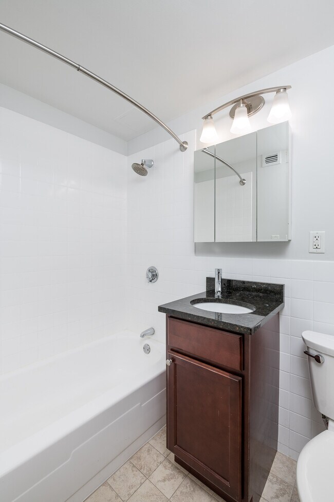 Foto del edificio - 1410 Columbia Rd