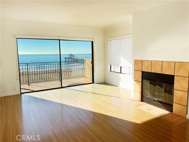 Foto del edificio - 1014 Strand