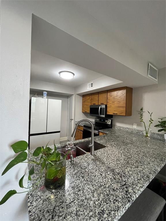Building Photo - 3741 Sunrise Dr