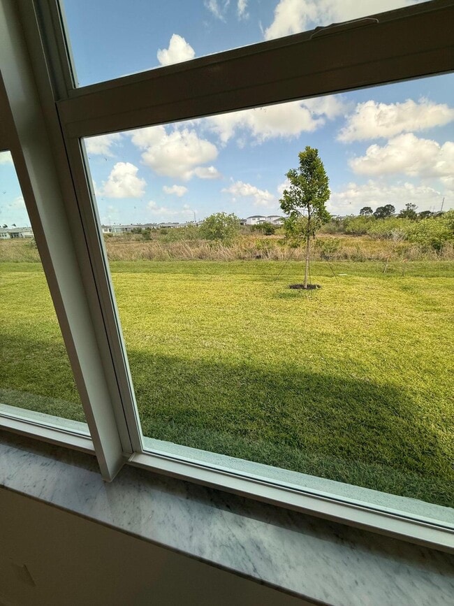 Foto del edificio - 13509 SW Bally Dr