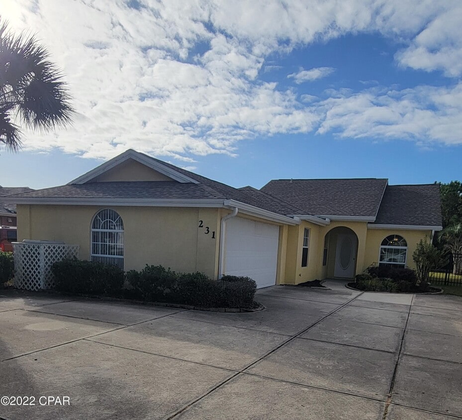 231 S Glades Trail, Panama City Beach, FL 32407 House Rental in