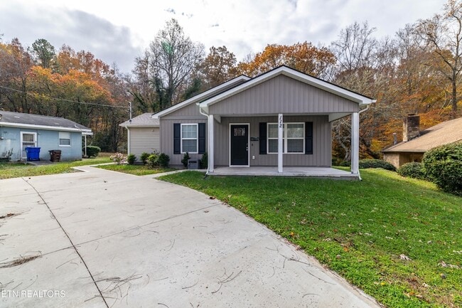 Building Photo - 112 Bennett Ln