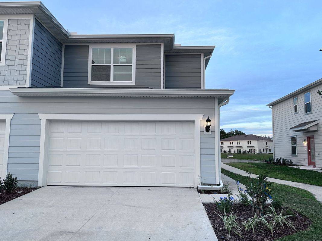 Foto principal - 2597 Bright Jewel St