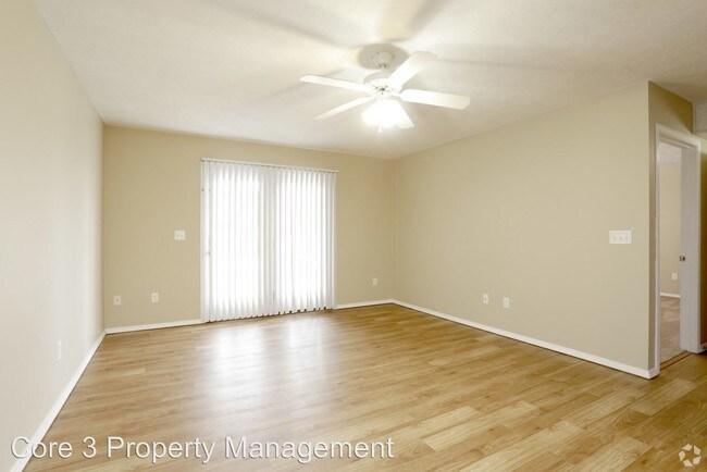 Building Photo - 1101 Ekstam Dr