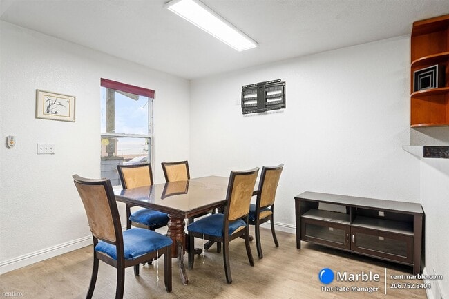 Building Photo - 3 br, 2 bath Condo - 17 Kiska Rd