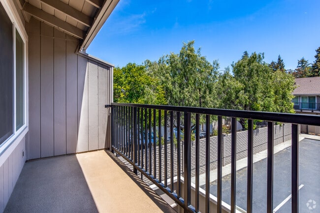 1HAB, 1BA - 700 ft² - One Ten Remington Apartments