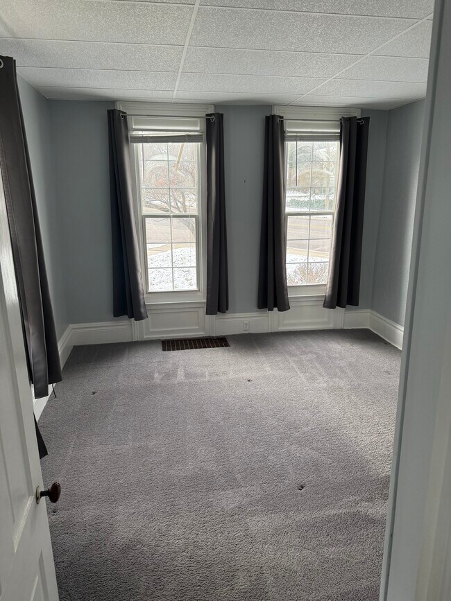 Foto del edificio - 100 N Jefferson St