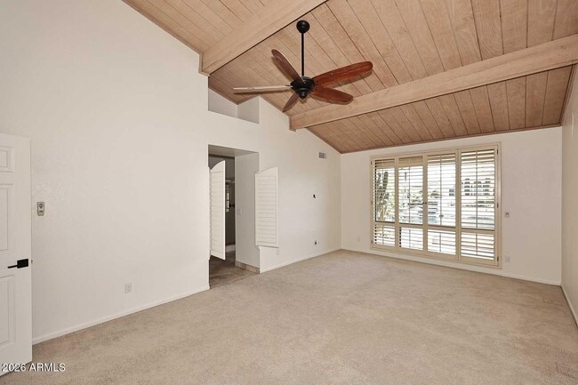 Building Photo - 9969 E Bayview Dr