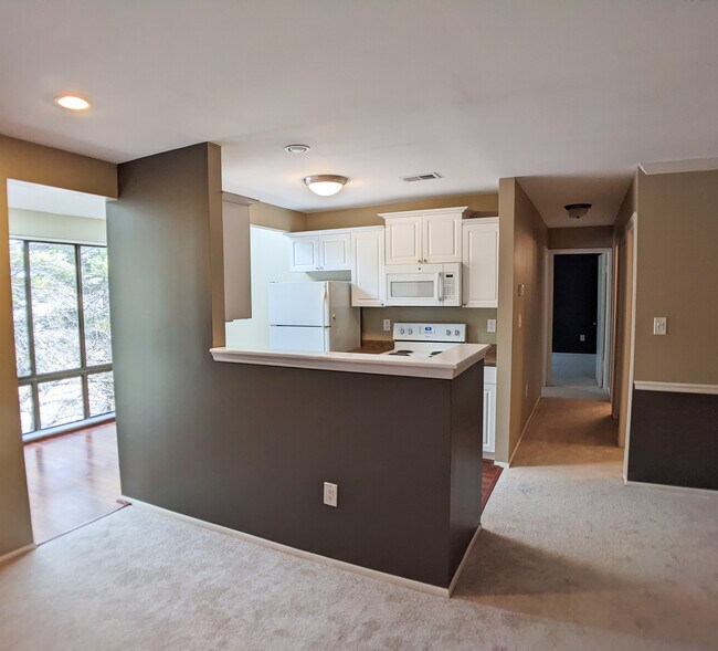 Building Photo - 8030 NEEDWOOD Rd