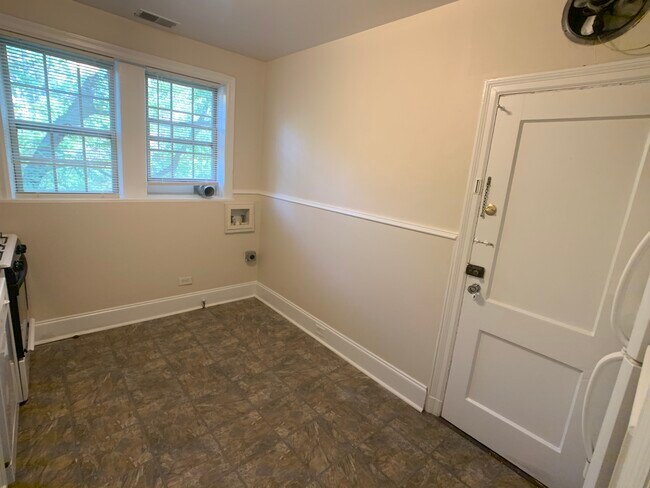 Kitchen/Back door - 3220 Country Club Rd