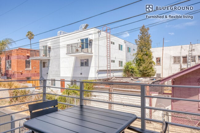 Building Photo - 5925 Barton Ave