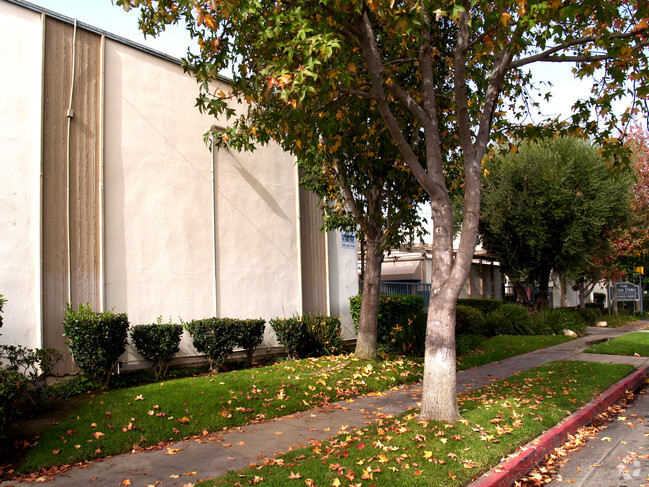 Primary Photo - Mesa View Apartments