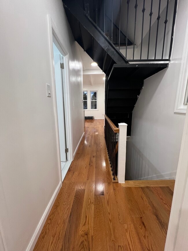 Foto del edificio - 10719 90th St