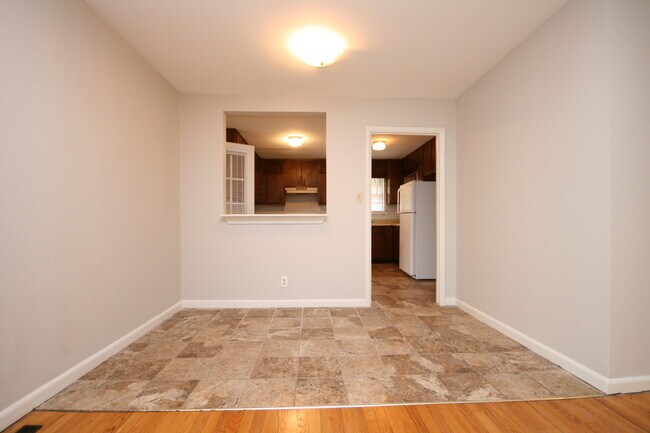 Foto del edificio - 417 Greenacres Dr NW
