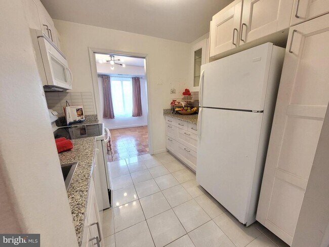 Foto del edificio - 3101 S Manchester St