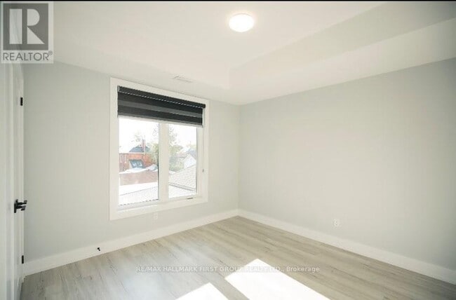 Building Photo - 180-180 Prince St