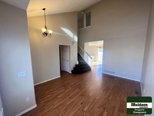 Building Photo - 3308 MacGregor Dr