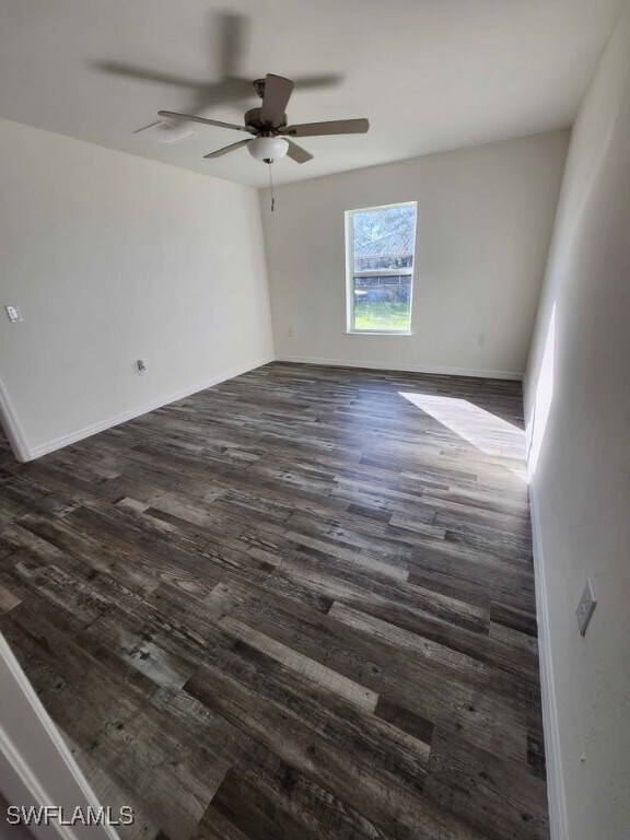 Building Photo - 1152 NW 1st Pl