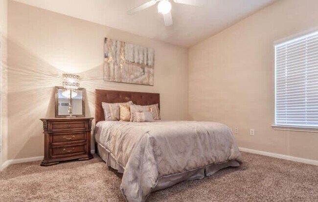 Building Photo - 1 bedroom in Spring TX 77380