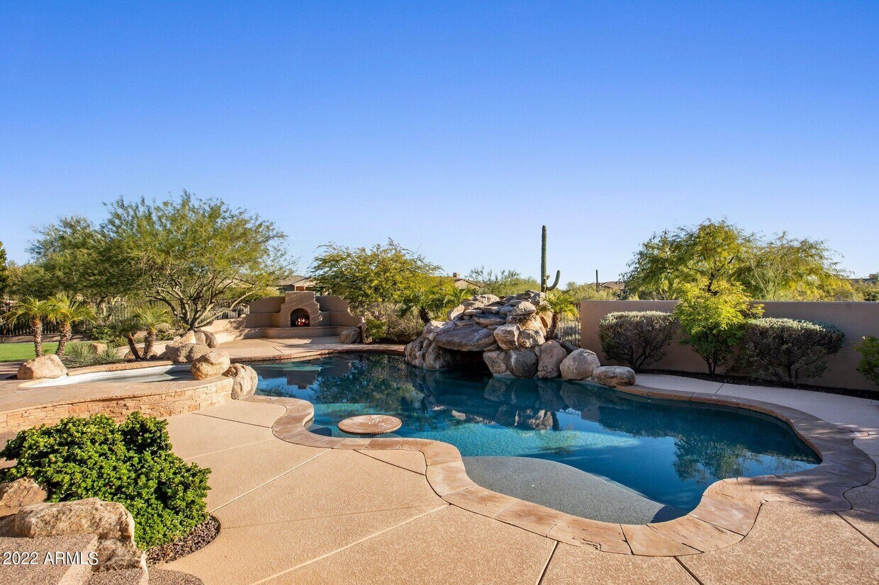 Foto principal - 6631 E Bent Tree Dr