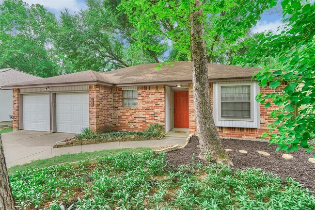 Building Photo - 83 Summer Crest Cir