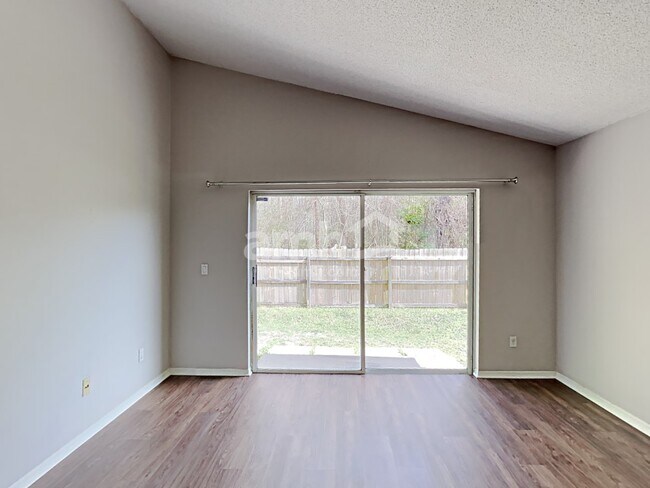 Building Photo - 503 Tree Shore Drive
