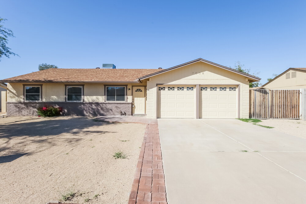 Primary Photo - 7008 W Canterbury Dr