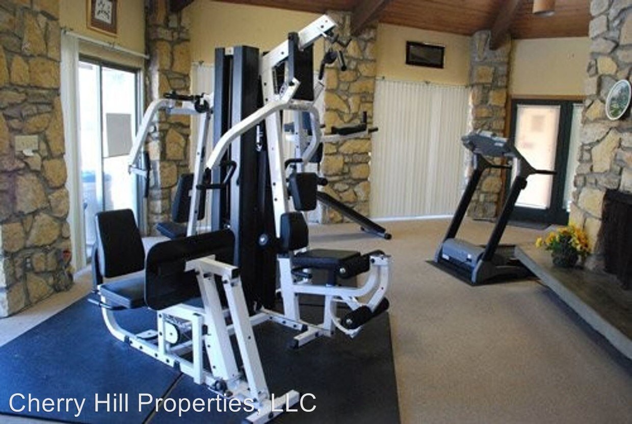 Building Photo - 2111 Kasold Dr