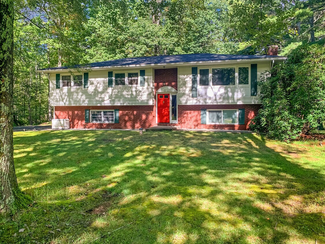 Primary Photo - 98 Van Dale Rd