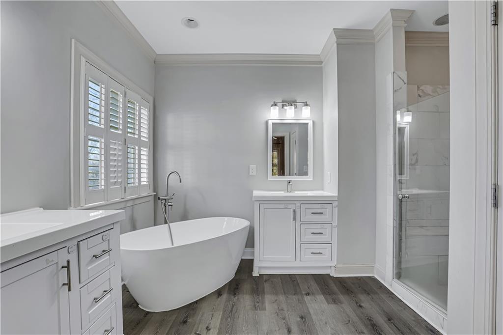 Foto principal - 225 Carlyle Park Dr