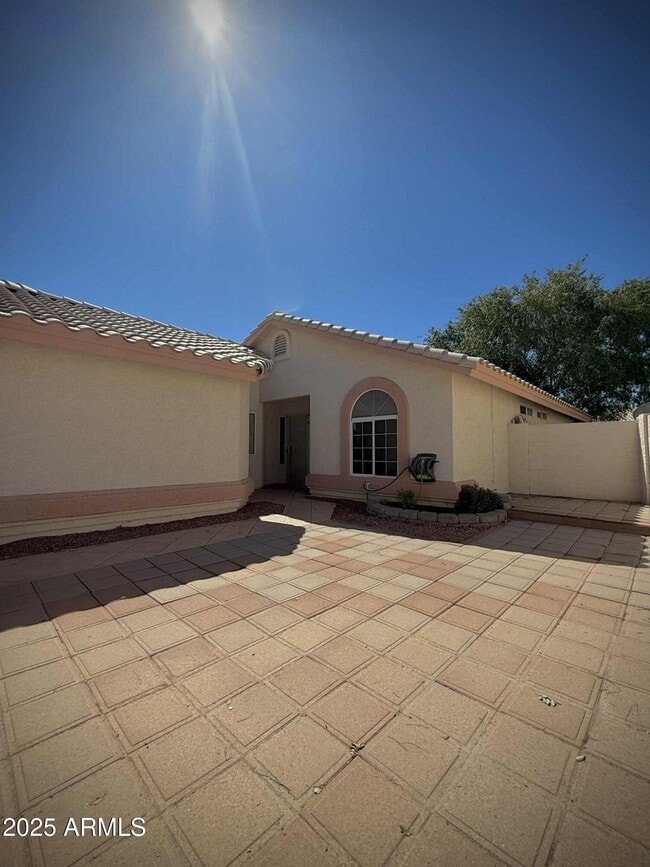 Foto del edificio - 105 S Willow Creek St