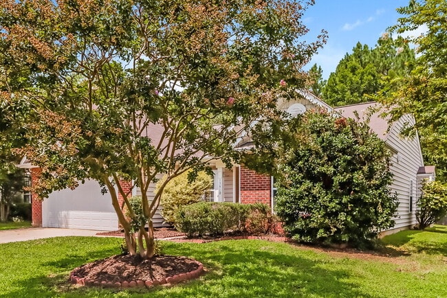 Building Photo - 13910 Silver Dart Pl