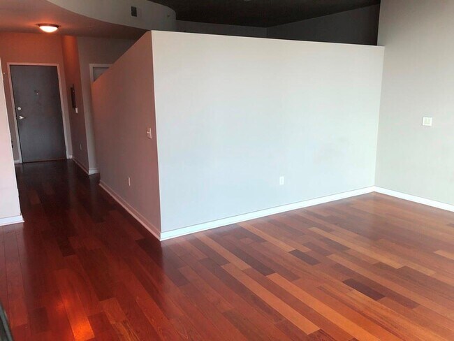 Foto del edificio - 400 W Peachtree St NW