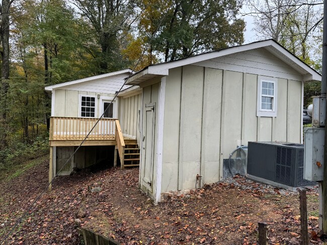 Foto del edificio - 3504 Fly Rd