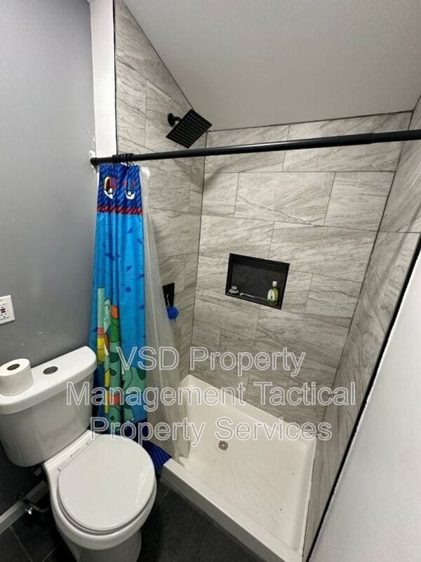 Foto del edificio - 130 Traymore Blvd