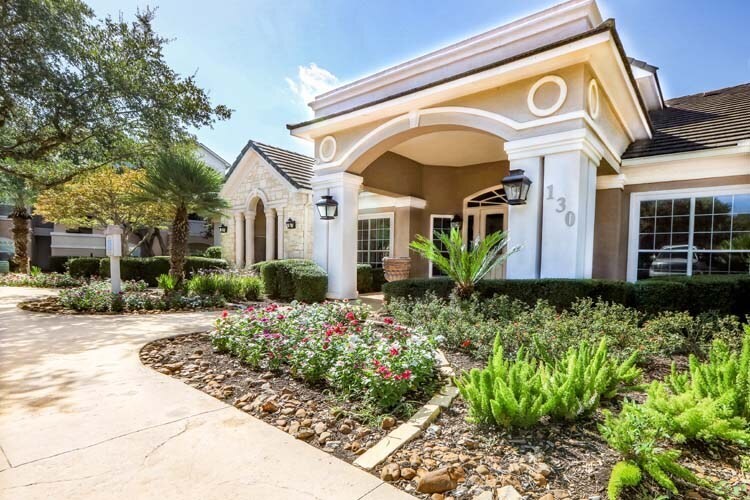 Legends on the Green Apartments Apartments in San Antonio, TX