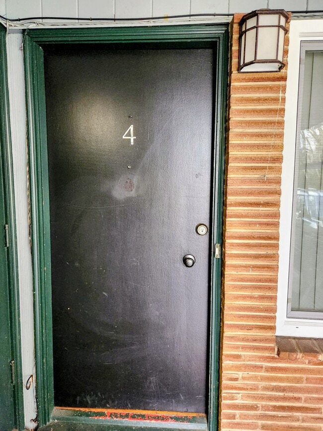 Building Photo - 5301 Ravenna Ave NE