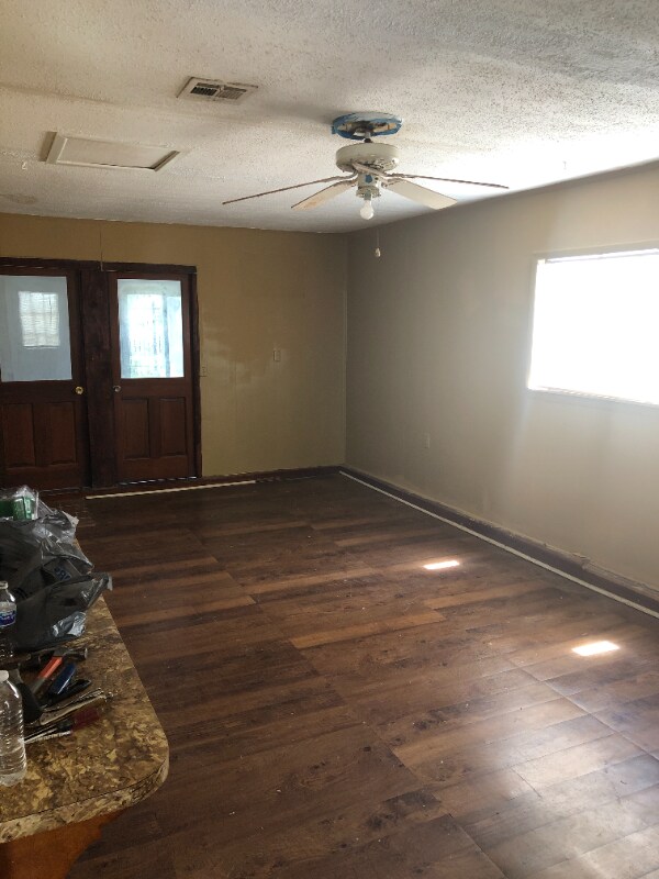 Foto del edificio - 124 Town Homes Dr