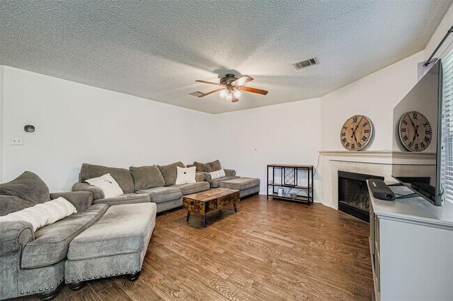 Foto del edificio - 3710 Walleye Way