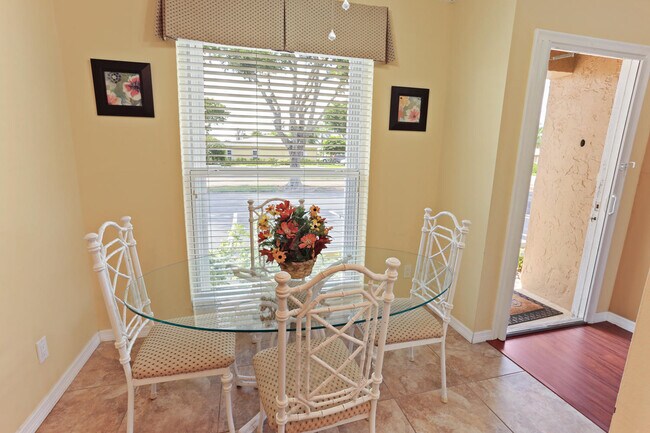 Building Photo - 2521  Pansey Lane 7-A Delray Beach Fl 33445