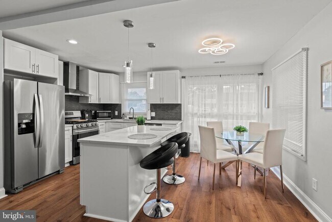 Foto del edificio - 124 Pennypacker Dr