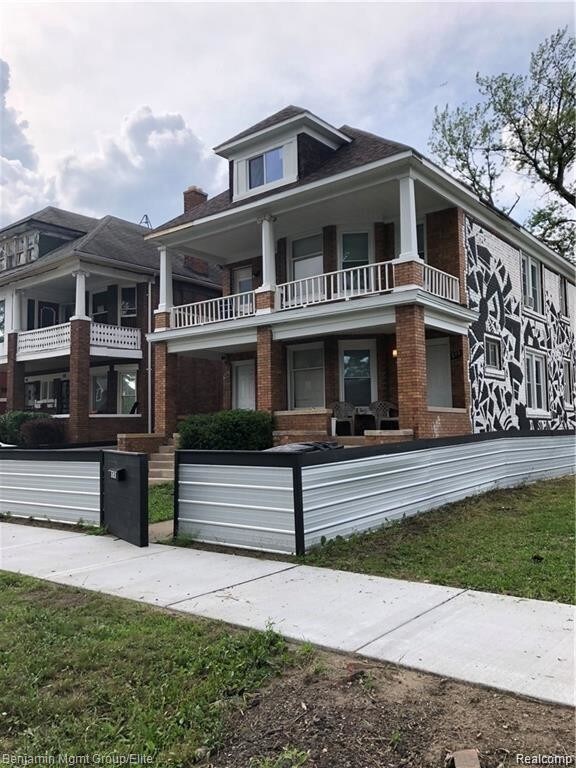 Foto del edificio - 593 Hague St