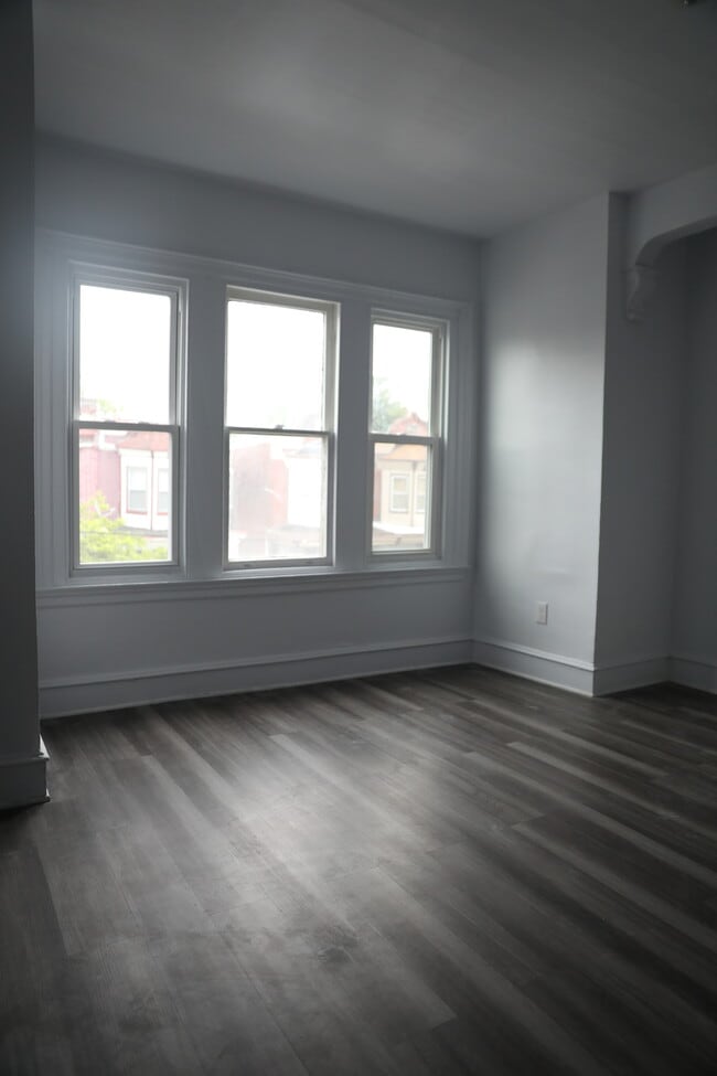 Building Photo - 4826 N Camac St